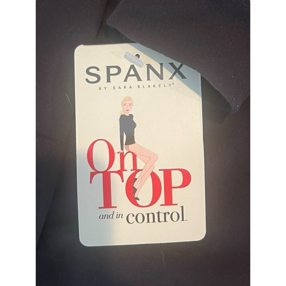Spanx NWT On Top and in Control Elbow Length Scoop Neck Top, Brown Size M‎ - Picture 4 of 5